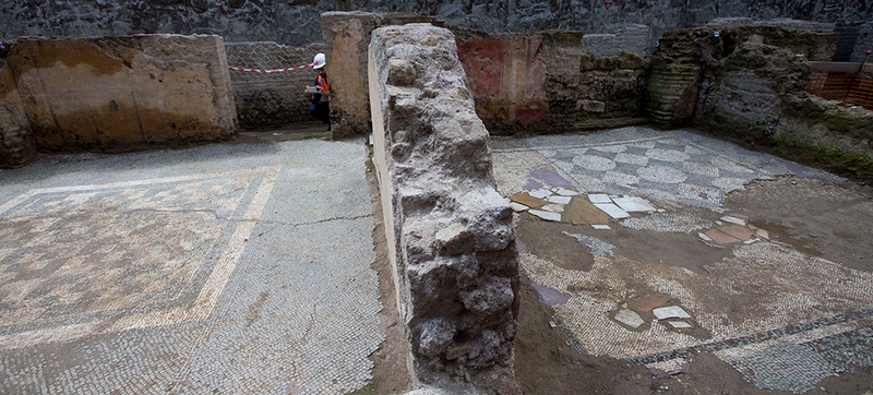 Illustration for article titled Subway Workers Discover Ancient Roman Ruins